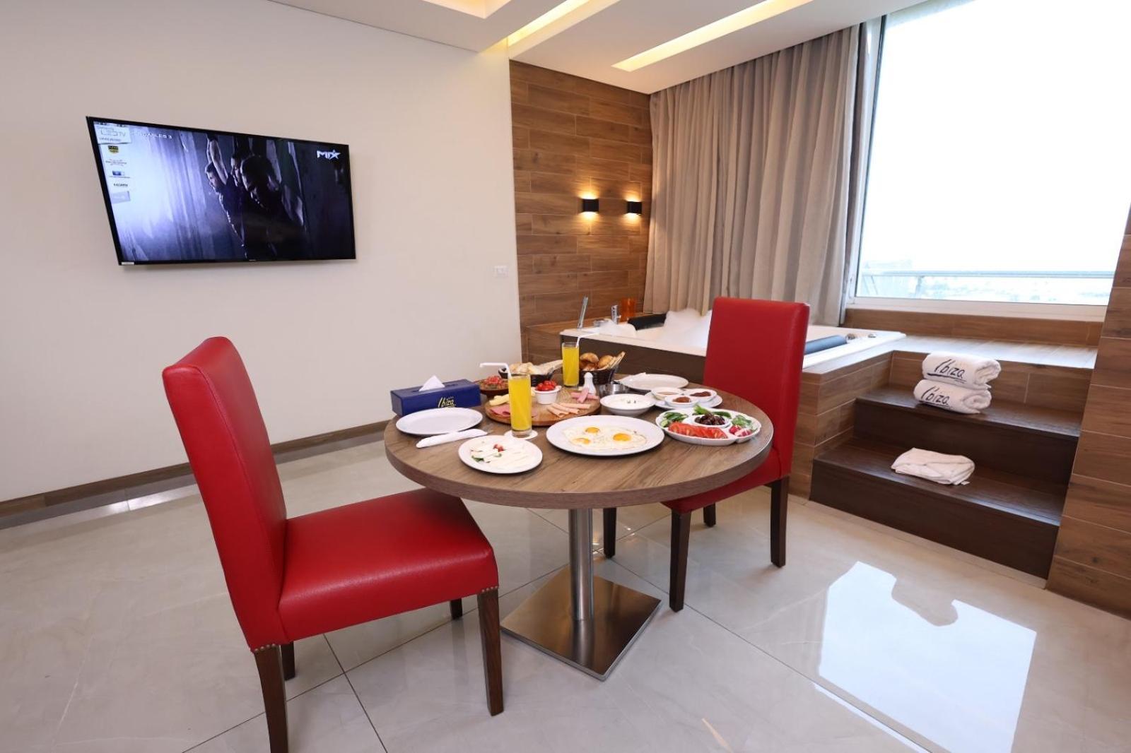 Ibiza Hotel Jounieh Luaran gambar