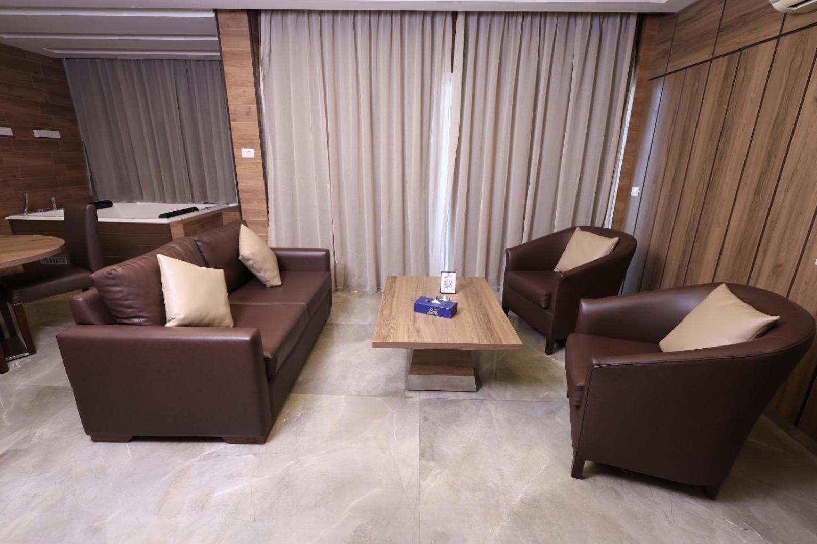 Ibiza Hotel Jounieh Luaran gambar